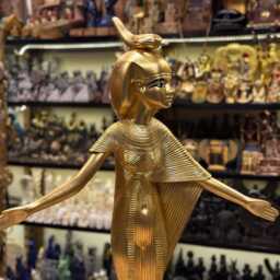 Egyptian Goddess Selket Statue Museum Replica Piece - thumbnail 2