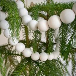 Bookshelf Decor - Blanket Ladder Wood Bead Garland Farmhouse Beads Strand - thumbnail 3
