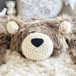 Cappuccino Bear Rug in Faux Fur For Woodland Nursery - thumbnail 1