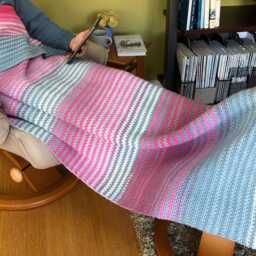 Handmade Striped Crochet Throw - thumbnail 4