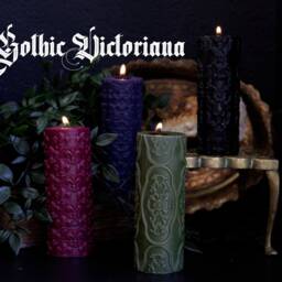 Red Baroque Candle, Ornate Gothic Fleur De Lis Gift, Witchy Pillar Vegan Witches Candle // Crucifix Kiss - thumbnail 4