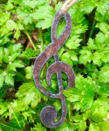 Music Clef Rusty Metal Christmas Tree Decoration Ornament Gift Rustic Wall Art Decor Presents For Musicians Stocking Filler Small - 10cm - thumbnail 1
