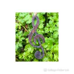 Rustic Metal Music Clef Ornament Rusty Wall Art Decoration - 10cm - thumbnail 1