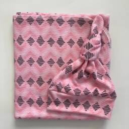 Organic Newborn Girl Coming Home Set. Baby Clothes. Swaddle Blanket & Hat Shower Gift. Photo Prop - thumbnail 3