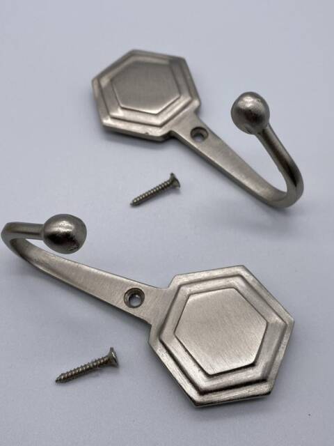 2 X Luxurious Large Matte Nickel Contemporary Curtain Tie Back Hooks With Screws - image 1