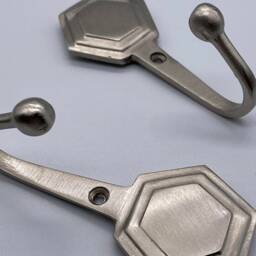 2 X Luxurious Large Matte Nickel Contemporary Curtain Tie Back Hooks With Screws - thumbnail 2