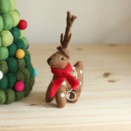 Felt Reindeer Christmas Ornament, Needle Felted Tree Hanging Decorations, Zipper Charm, Faire Trade Unique Gift - thumbnail 4