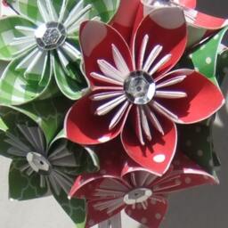 Christmas Tree Ornament Small Joyful Origami Paper Flower Decoration - thumbnail 2