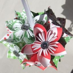 Christmas Tree Ornament Small Joyful Origami Paper Flower Decoration - thumbnail 3