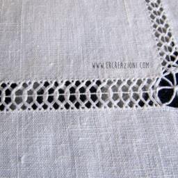 Tent in White Linen, Hand-Embroidered With Ajour - thumbnail 4