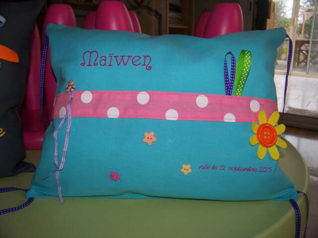 Custom Embroidered Baby Child Cushion in The Child's Name, Birth Gift, Decorative Room Cushion, Pillow