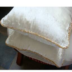 "Velvet White Throw Cushion Cover 16""x16" - thumbnail 3