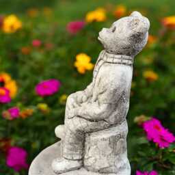 Concrete Bear Statue Sitting On Stump With Basket Stone Animal Figurine Forest Garden Sculpture Cement Woodland Decor Outdoor Yard Ornament - thumbnail 4