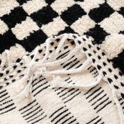Authentic Beni Ourain Rug, Checkered Moroccan Rug 5x8 Ft - thumbnail 4