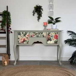 Pretty Light Green & Colourful Floral Console Table With Cupboards Drawer - thumbnail 2
