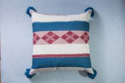 Sawna L, Handmade Peruvian Wool Pillow Cover Artisan Woven Cushion - 50x50cm