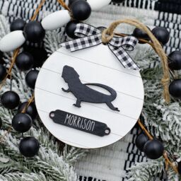 Bearded Dragon Farmhouse Christmas Ornament Lizard - Gift For Owner Modern Decor - thumbnail 3