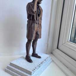 Robert Baden-Powell Founder Of The Scout Movement 25cm Bronze Effect Statue - thumbnail 3