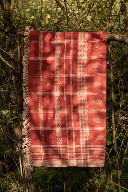 Handwoven Red & White Wool Shawl/Throw/Blanket From Kutch, Gujarat - image 1