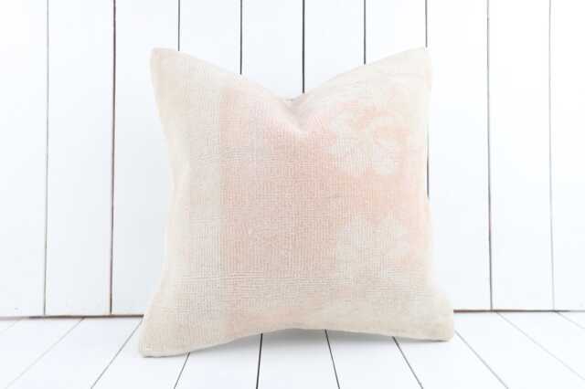 Vintage Kilim Pillow Cover Bohemian Wool Throw Pillow, 18x18 - image 1