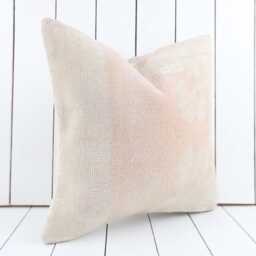 Vintage Kilim Pillow Cover Bohemian Wool Throw Pillow, 18x18 - thumbnail 3