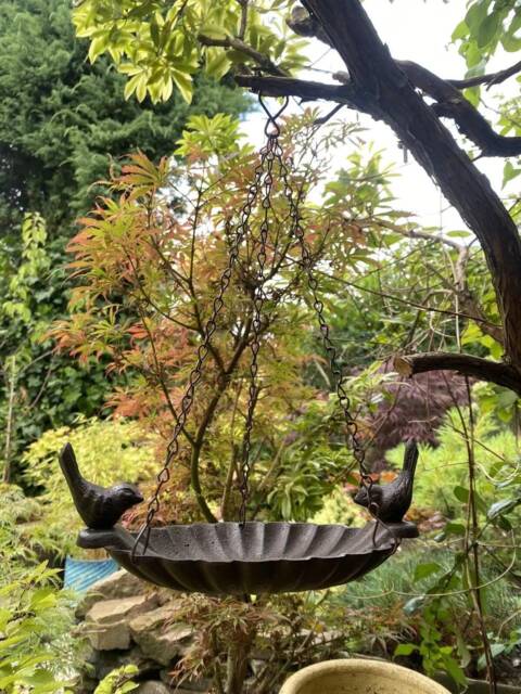 Hanging Metal Bird Bath/Feeder Water Dish Table Tray Garden Decoration - image 1