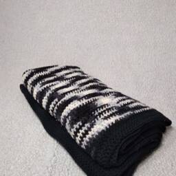 Zebra Crocheted Baby Blanket Throw - thumbnail 3