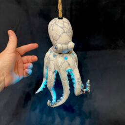 Munky The Octolamp Unique Ceramic Pendant Art Lamp - thumbnail 3