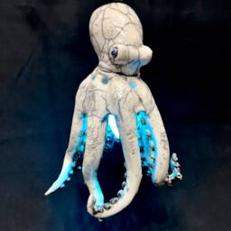 Munky The Octolamp Unique Ceramic Pendant Art Lamp - thumbnail 2