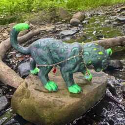 Emerald Jewelled Panther 3D Printed Figure 20cm X 9cm 8cm - thumbnail 2