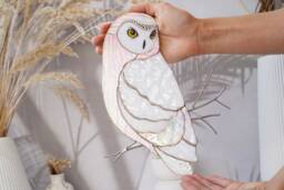 Snowy Owl On Branch Wall Decor Stained Glass Owl Hanging Woodland Animal Ornament Figurine Nature Home Gift Bird Artwork - thumbnail 1