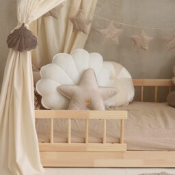 "Velvet Star Pillow ""Cream" - thumbnail 3