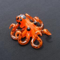 Bright Orange Spotted Octopus Pendant - thumbnail 2