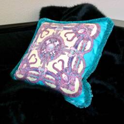 Lucy Pillow - Turquoise/Pink - thumbnail 2
