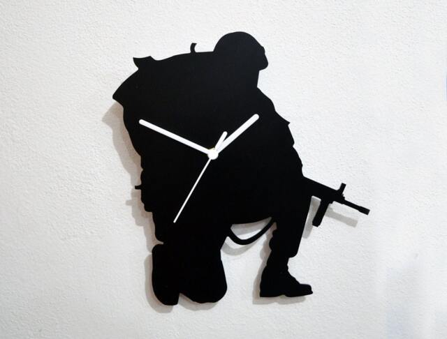 Us Army Soldier Silhouette - Wall Clock - image 1