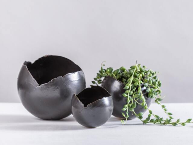 Set Of 3 Black Ceramic Planters - image 1