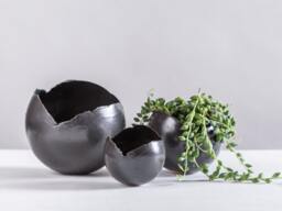 Set Of 3 Black Ceramic Planters - thumbnail 1