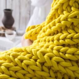 Chunky Hand Knit Blanket - Wool Chunky Yarn Handmade Throw Big Knitted Blankets - thumbnail 3