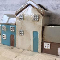 Ceramic House Planter Village Hamlet Beachside Scene Pottery Plants Home Decor - thumbnail 3