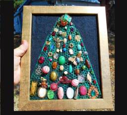 Sale Sparkling Rhinestone Christmas Tree 50+ Large Ring Stones Genuine, Fake, Rhinestones, Beads, Brooches, 50S Metallic Green Holey Ribbon