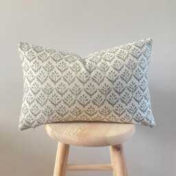 Rosemary - Green - Abstract Green Leaf Print Linen Modern Farmhouse Cushion Covers - thumbnail 3