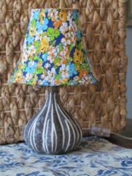 Alium Bulb Mini Lamp With Floral Shade - thumbnail 1