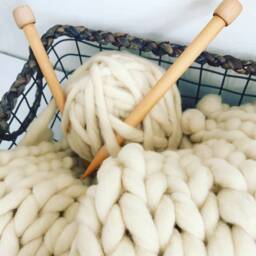 Chunky Knit Blanket Throw Merino Wool Baby Super Yarn