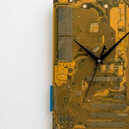 Large Dark Yellow Wall Clock, 12'' Decor, Gift For Husband Boyfriend Father Brother, Recycled Motherboard Decor Man Cave Accessory - thumbnail 2