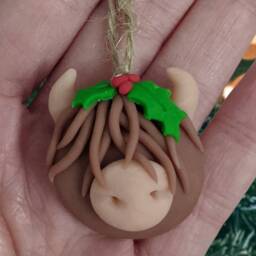 Highland Cow Christmas Clay Decoration Hanging Tree Holly Berries - thumbnail 2