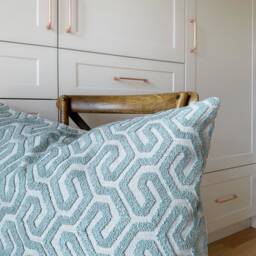 Aqua Blue Boucle Lumbar Pillow Cover Zig-Zag Pattern - thumbnail 4