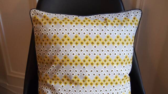 Cotton Cushion Cover With Piping 40x40 cm - image 1