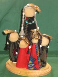 "Native American ""Grandmother Storyteller" - thumbnail 1