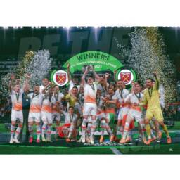 West Ham United Fc Trophy Lift Poster - Officially Licensed Product A4/A3 A2 + Framed Option - thumbnail 1