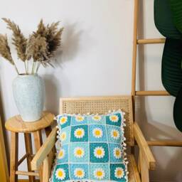 Handmade Granny Square Daisy Pillow Cover, Crochet Floral Cushion - thumbnail 3
